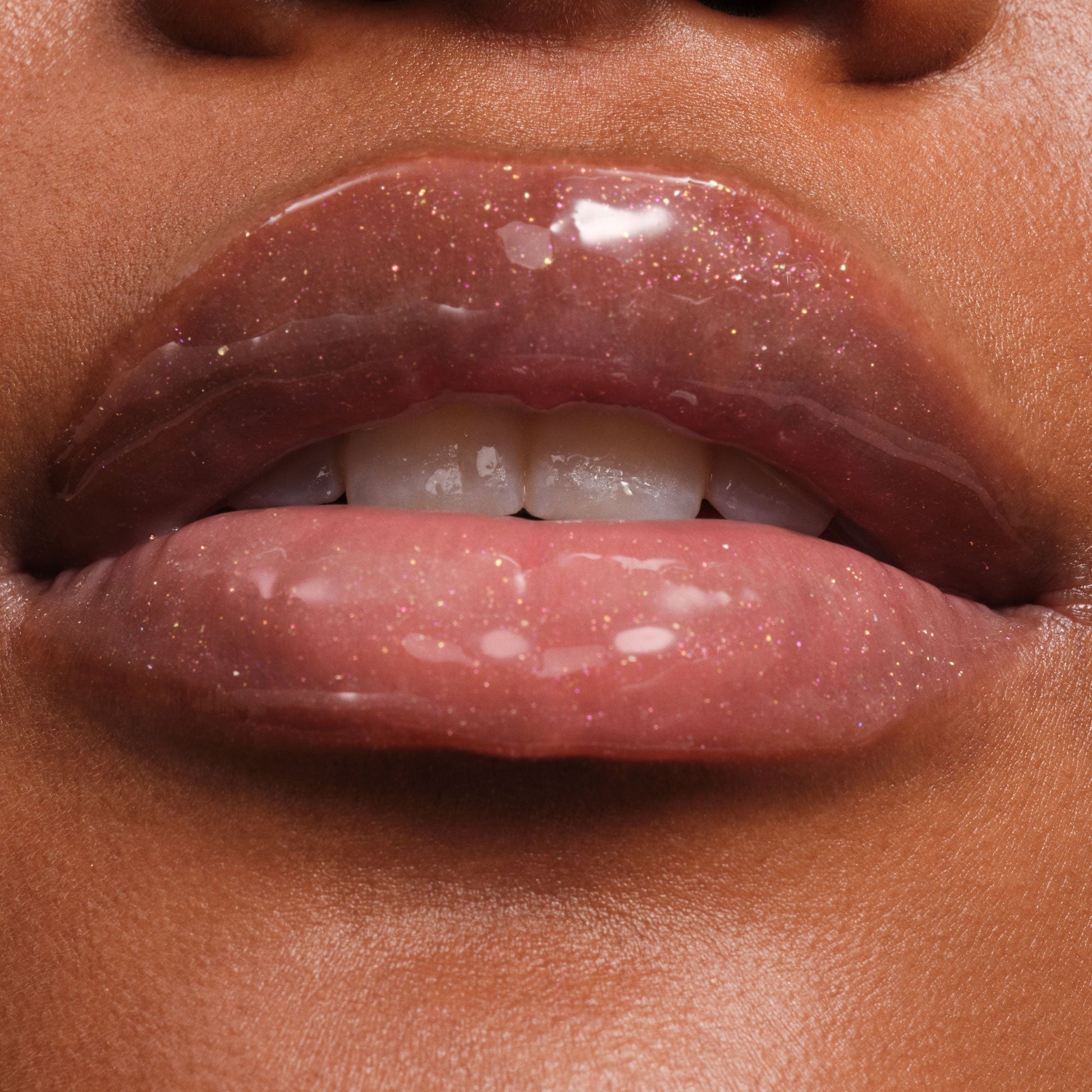 phyto-glow-lip-balm-shimmer-stardust-q6 NATR-10131-Phyto-Glow-Lip-Hover-Stardust.jpg